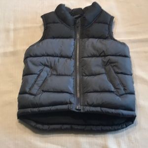Old Navy black/gray boys puffy vest